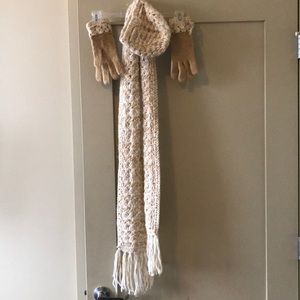Scarf, gloves, and toboggan set. White and gold